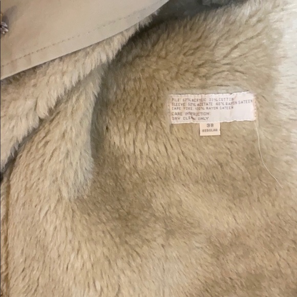 Misty Harbor lined trench coat - Picture 9 of 9